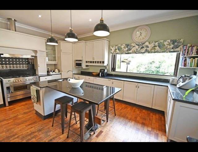 4 BEDROOM FREESTANDING TO LET IN DAWNCLIFFE